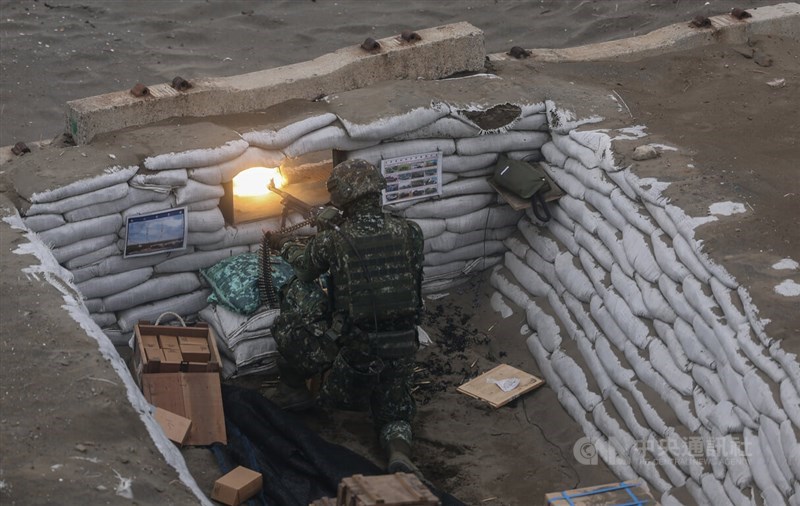 A soldier fires live ammunition during an anti-landing drill in New Taipei during the 2023 Han Kuang military exercises on July, 27, 2023. CNA file photo