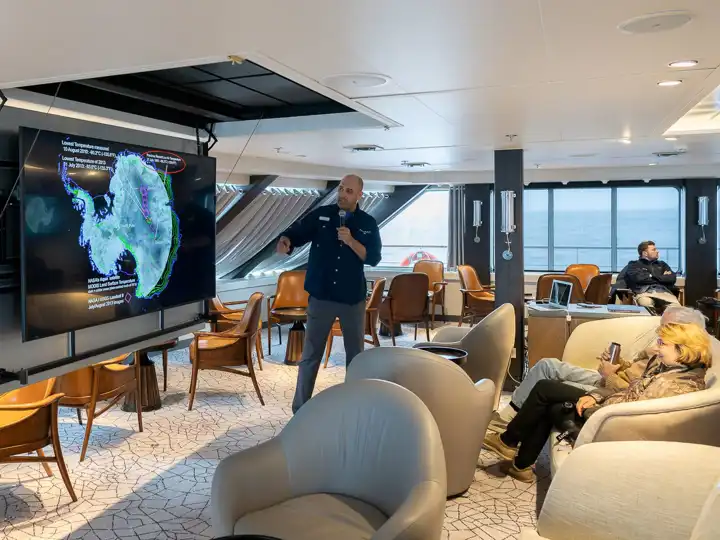 Benefits Of An Antarctica Small Ship Cruise Authentic Expedition Experience Jpdelaharpe A21