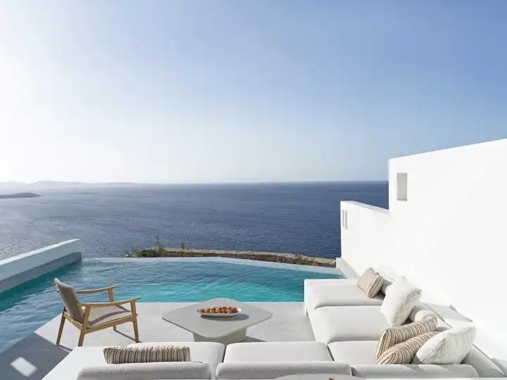 Deos Greece Fall Arrivals