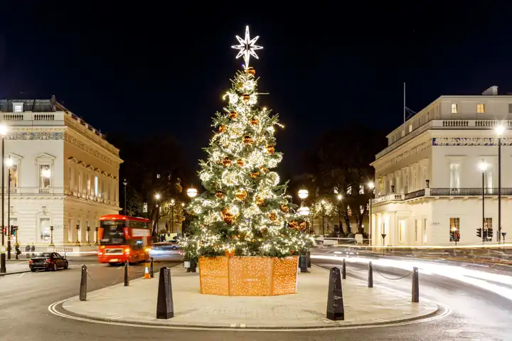 Spend Christmas In London London Vacation Packages Best Christmas Experiences In London HERO