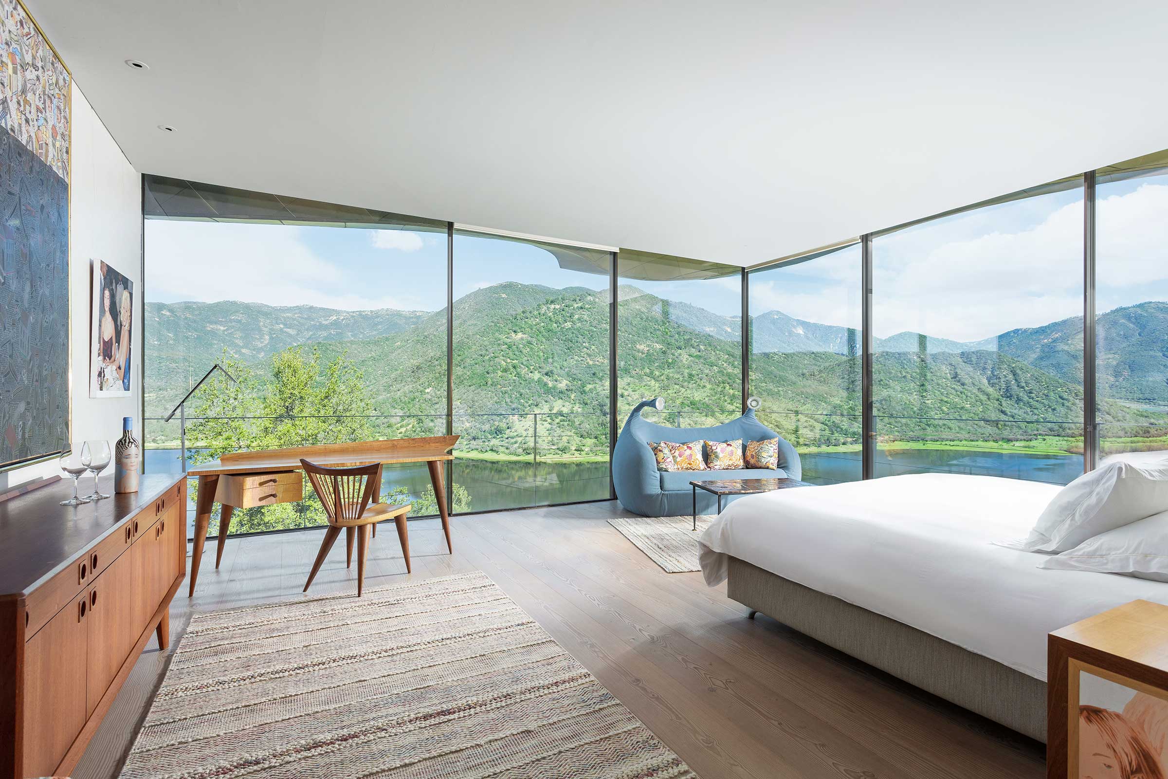 VIK Chile Master Suite - Luxury Chile Hotel